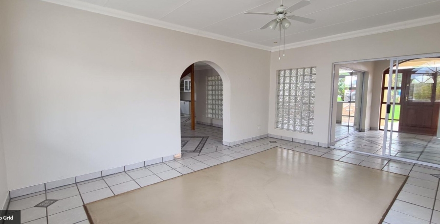 4 Bedroom Property for Sale in Marina Martinique Eastern Cape